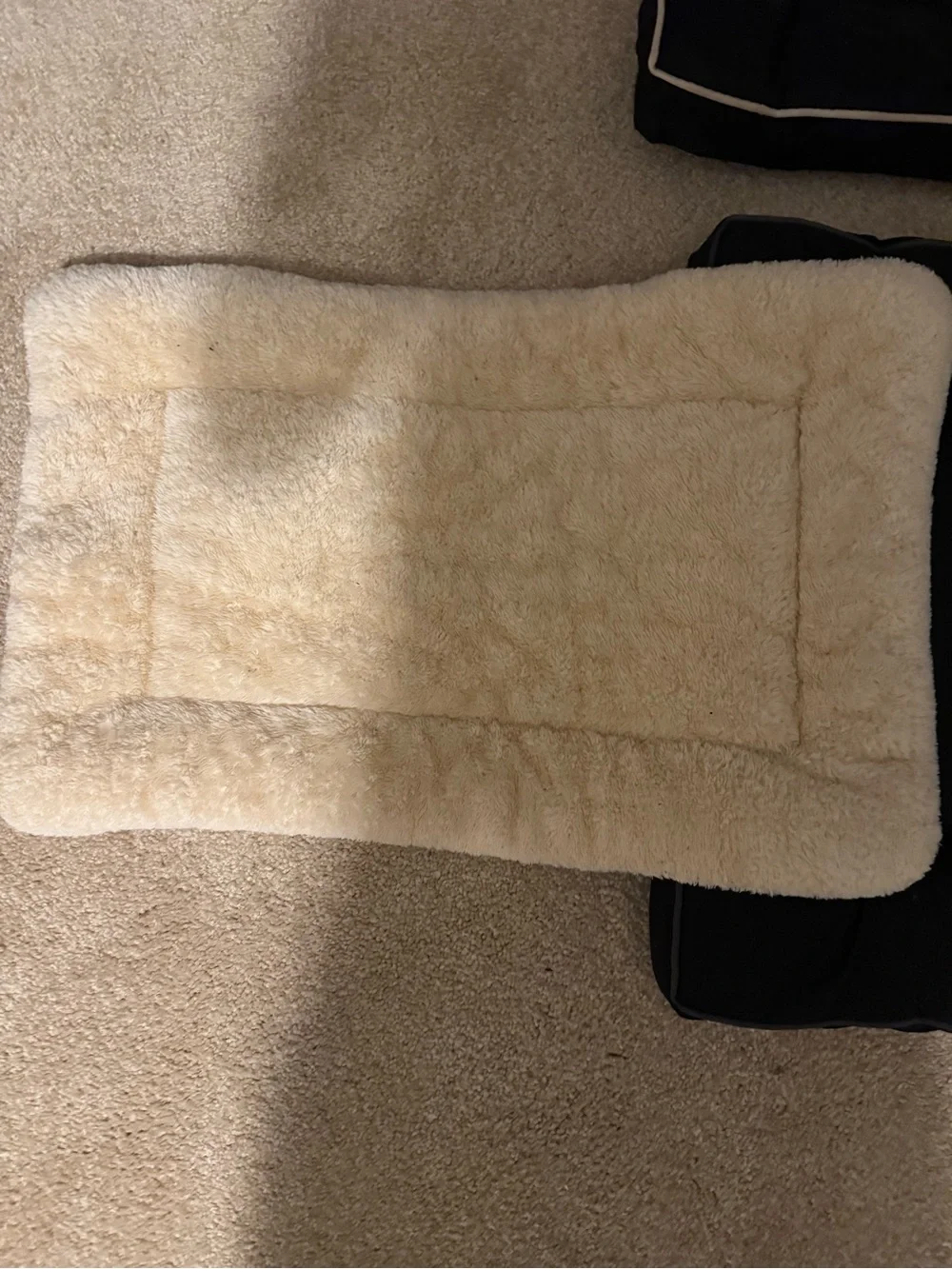 Black Rectangular Pet Bed with Two Reversible Liners
